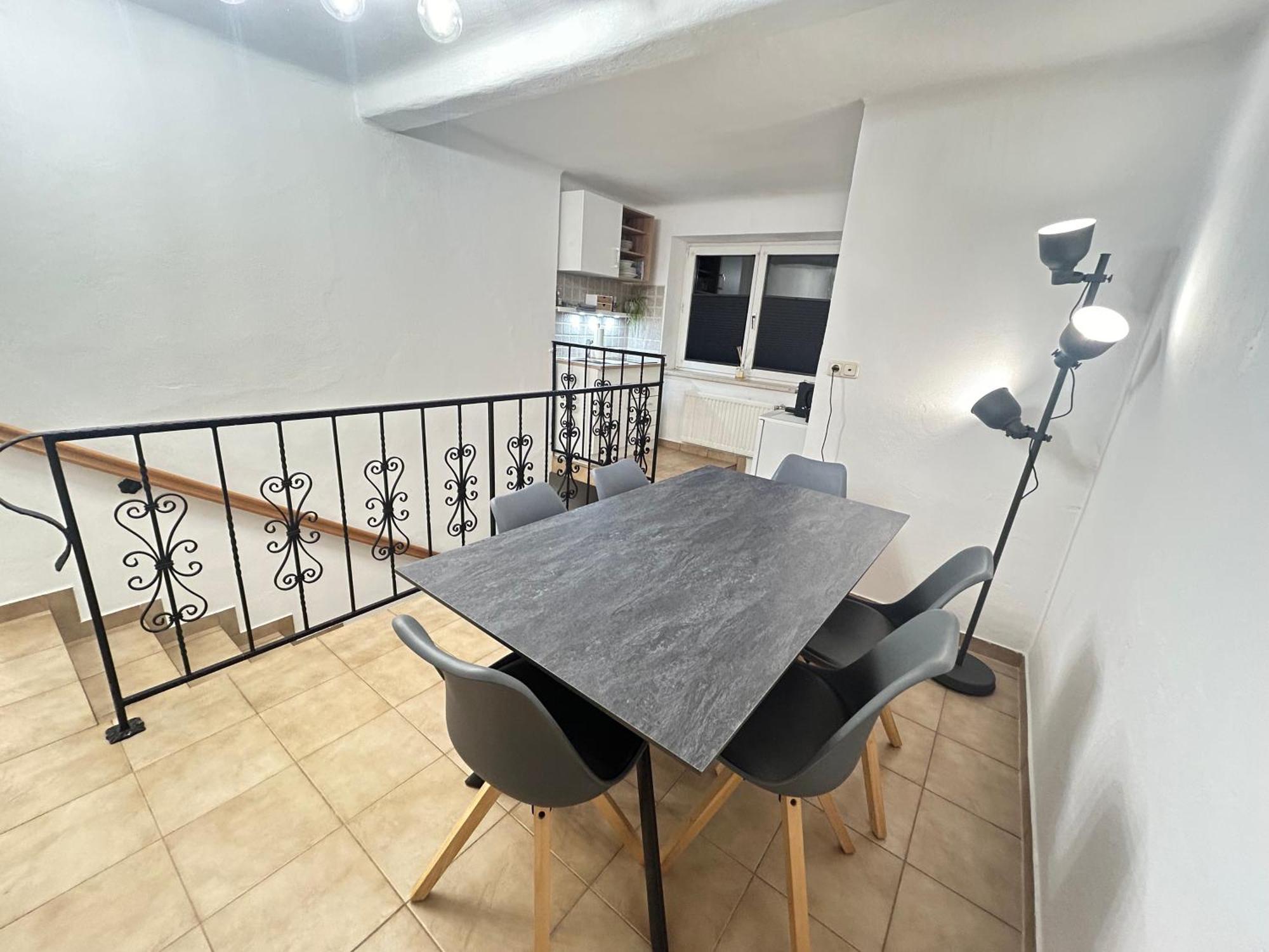 Luminous - Kostenloser Parkplatz , Stadt Naehe Apartament